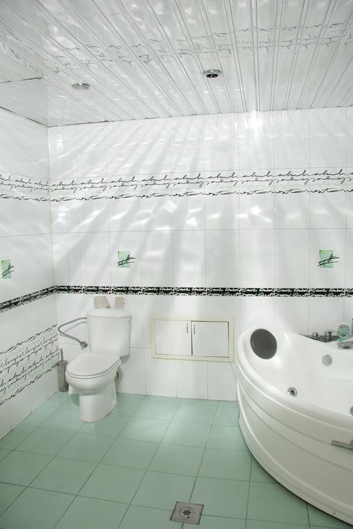 Rafael Hostel エレバン エクステリア 写真