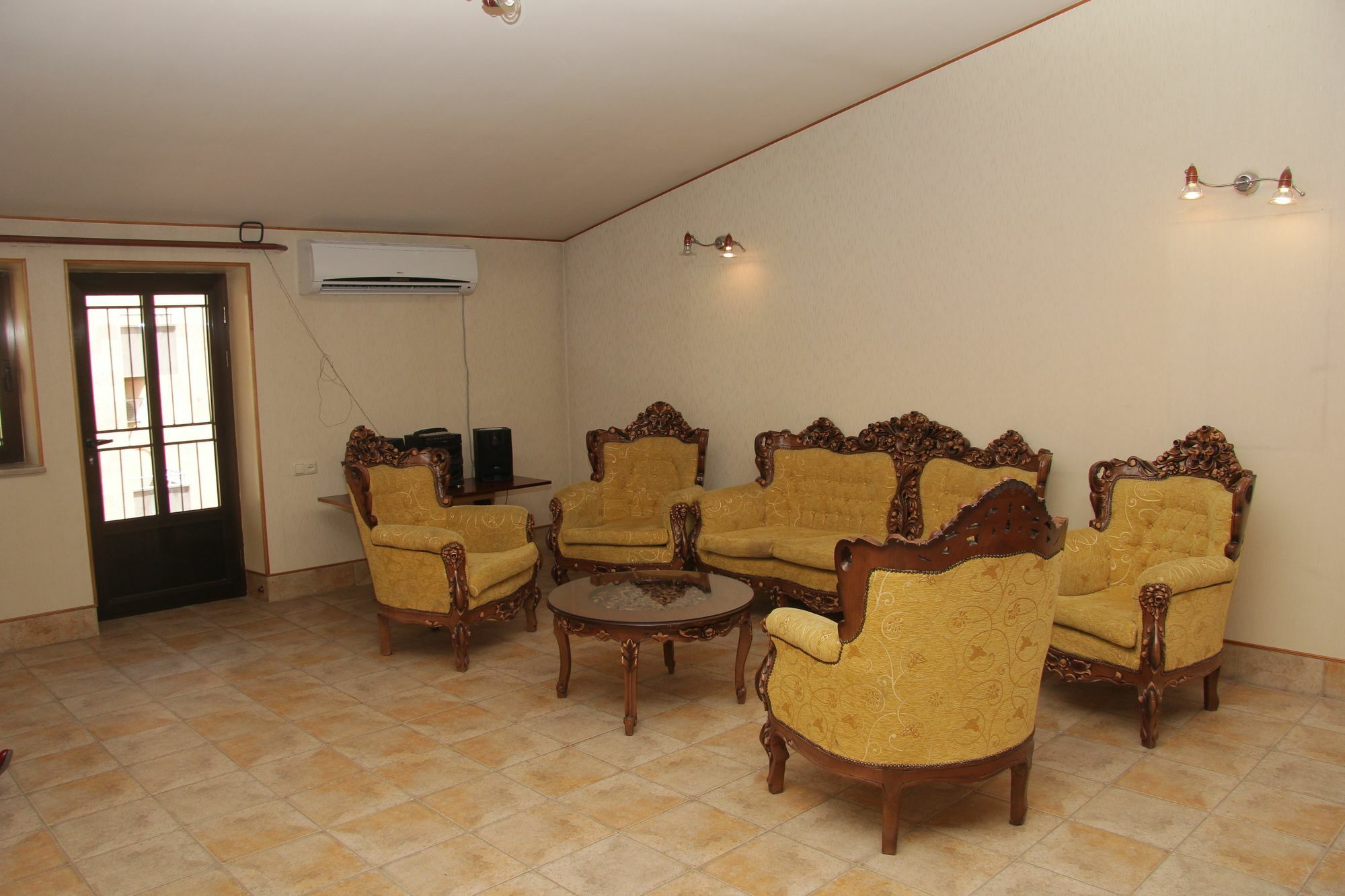 Rafael Hostel エレバン エクステリア 写真