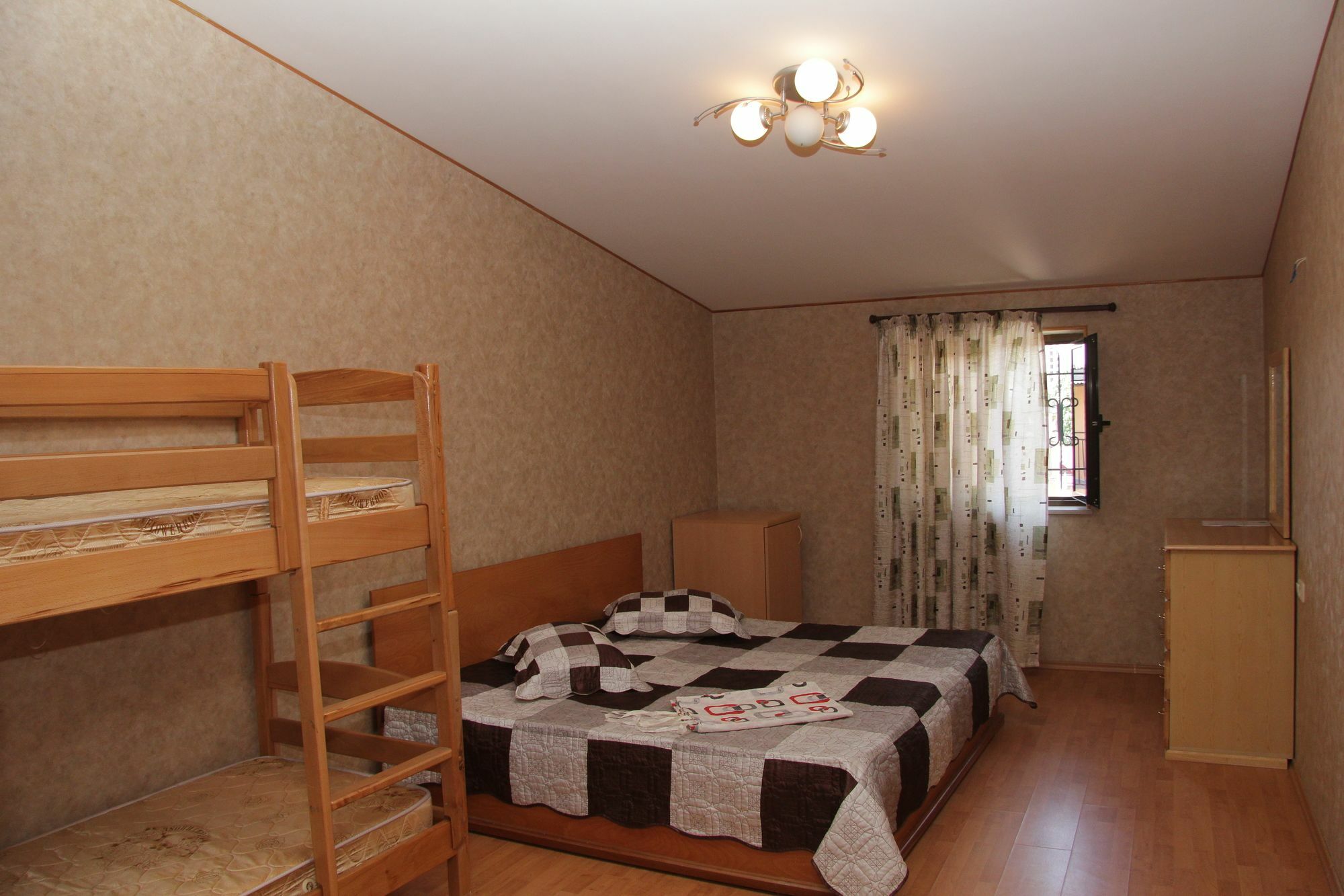 Rafael Hostel エレバン エクステリア 写真